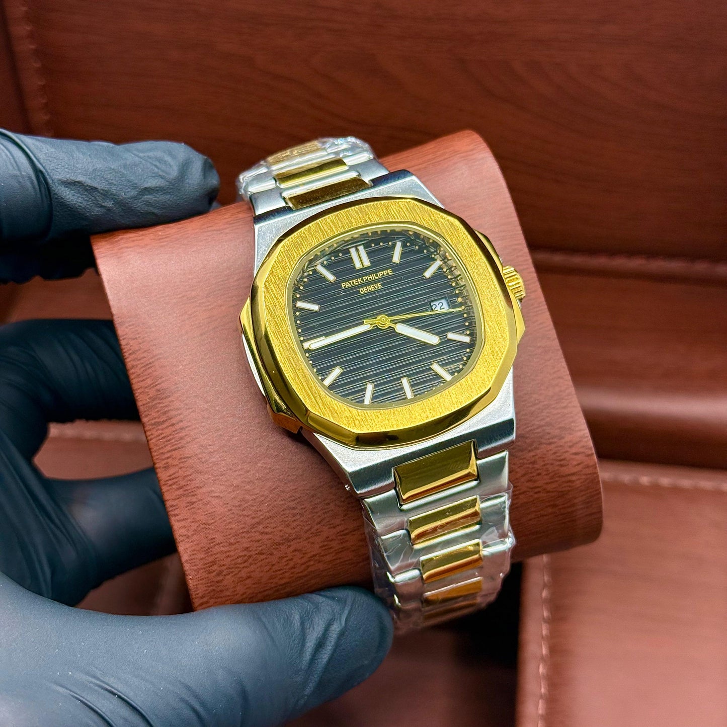 PP truetone with black dial with date